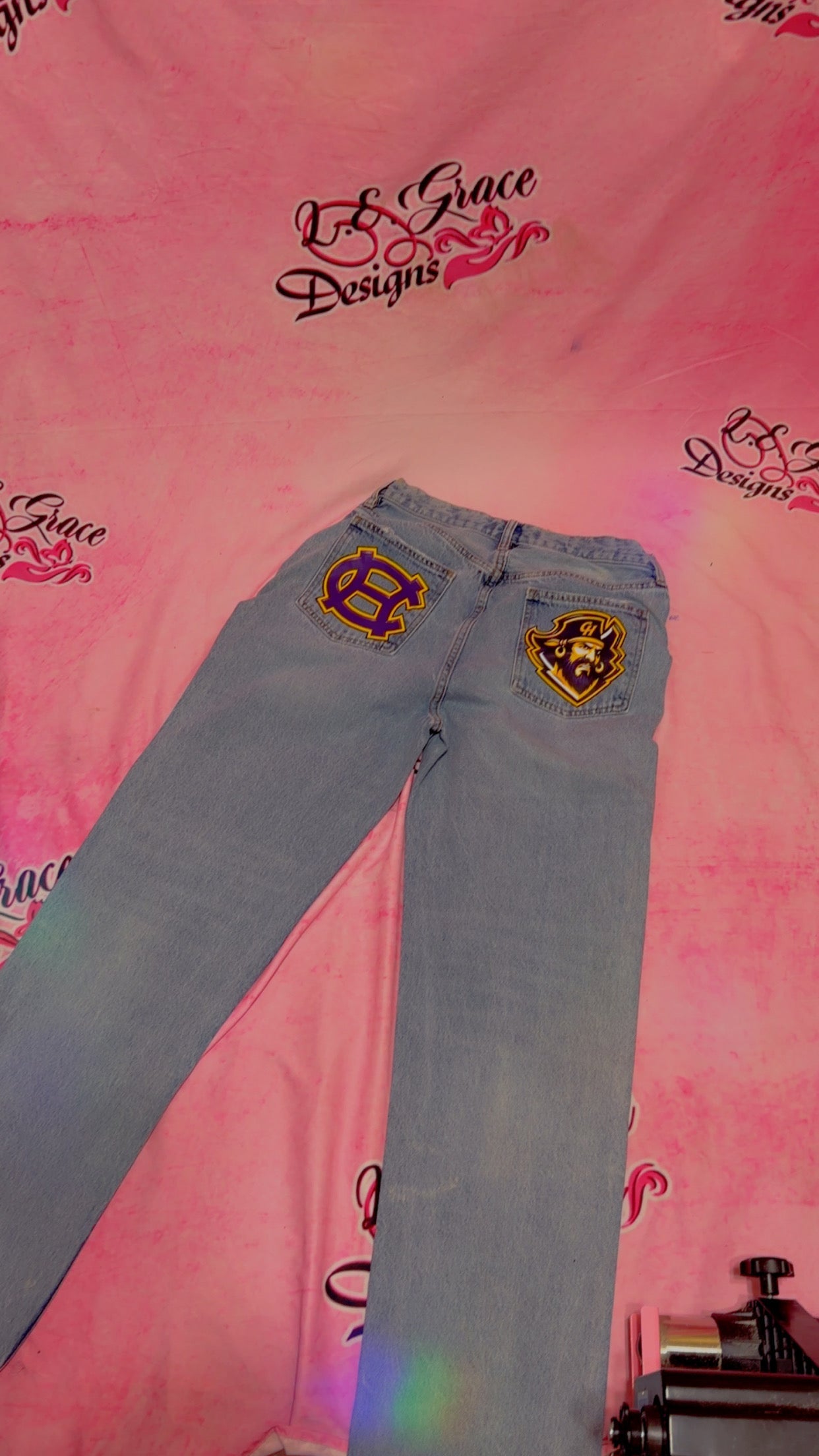 Girls simple senior jeans simple back pocket designs